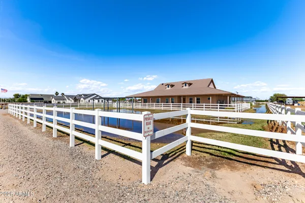 $1,000,000 | 26607 North Hayden Drive, Florence, AZ 85132