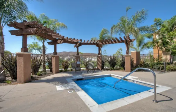 $829,000 | 17059 Calle Trevino, Unit 5, San Diego, CA 92127