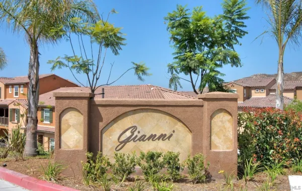 $829,000 | 17059 Calle Trevino, Unit 5, San Diego, CA 92127
