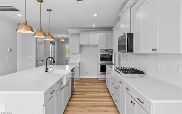 $635,000 | 5504 Penguin Drive, Summerfield, NC 27358