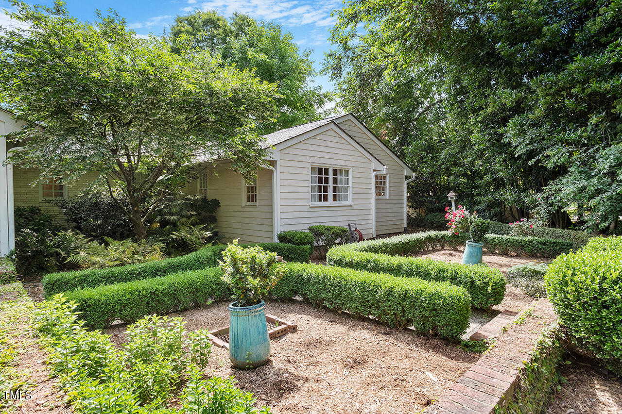 2221 Coley Forest Place Raleigh, NC 27607 - Photo 10 of 47 2221 Coley Forest Place_10