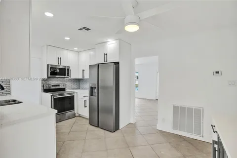 $365,000 | 5810 Northwest 81st Avenue, Tamarac, FL 33321