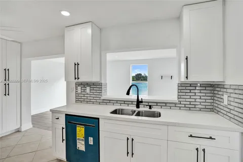 $365,000 | 5810 Northwest 81st Avenue, Tamarac, FL 33321