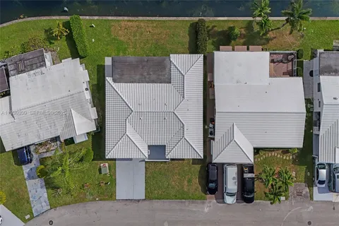 $365,000 | 5810 Northwest 81st Avenue, Tamarac, FL 33321