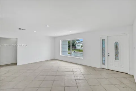 $365,000 | 5810 Northwest 81st Avenue, Tamarac, FL 33321