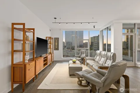 $1,535,000 | 188 Bellevue Way Northeast, Unit 1202, Bellevue, WA 98004