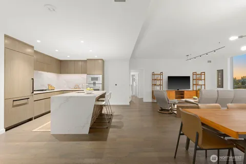 $1,535,000 | 188 Bellevue Way Northeast, Unit 1202, Bellevue, WA 98004