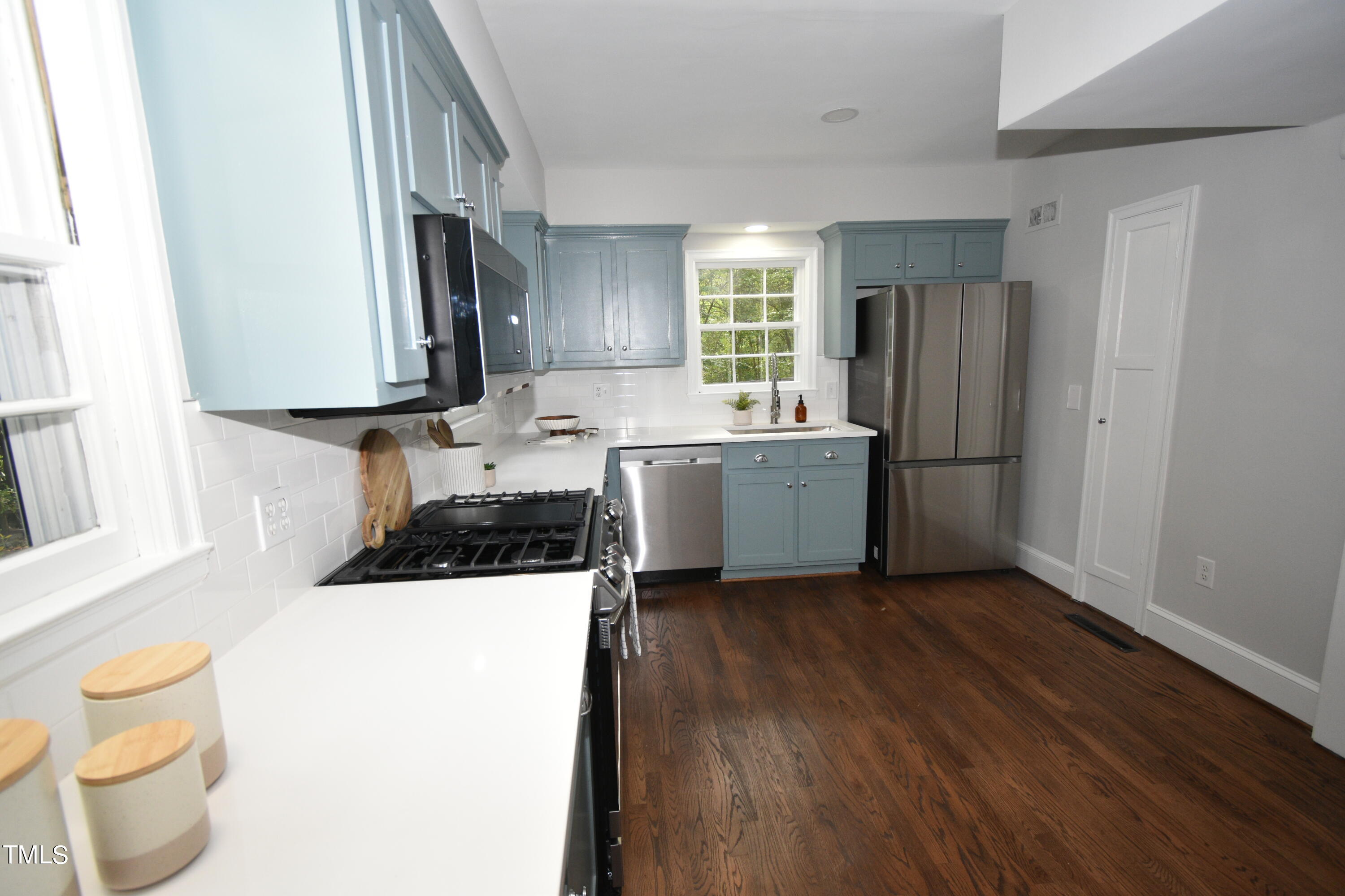 114 Briarcliff Road Durham, NC 27707 - Photo 9 of 34 DSC_2800