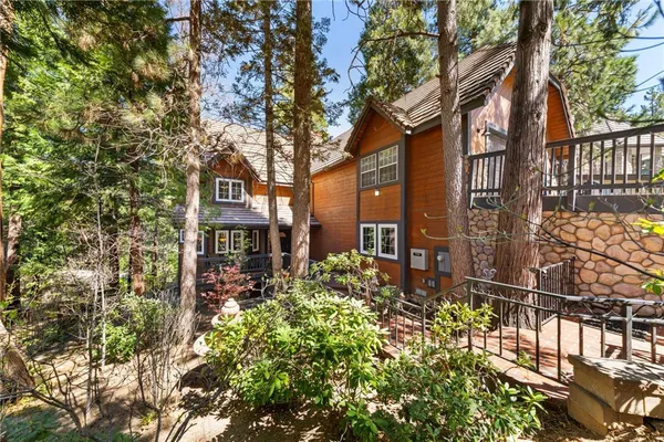 $1,699,000 | 447 Bay View Drive, Lake Arrowhead, CA 92352