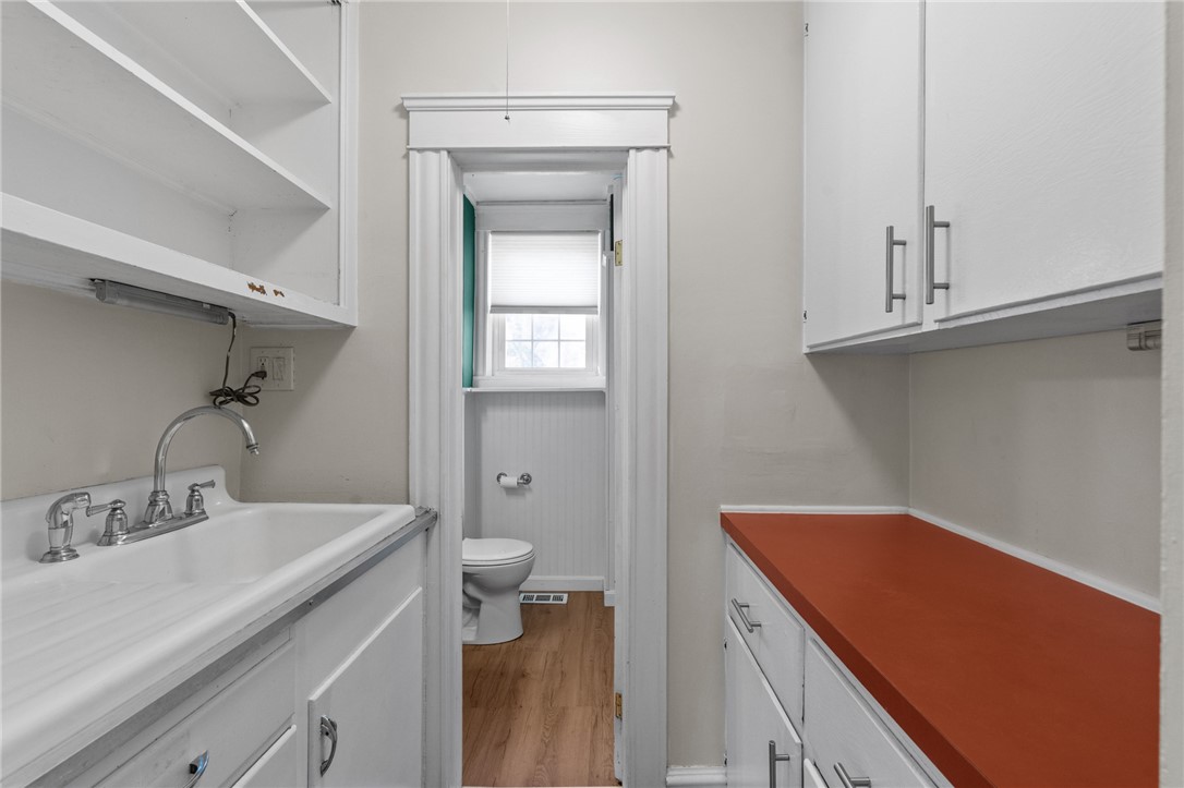 107 Spring Street Pawtucket, RI 02860 - Photo 20 of 41