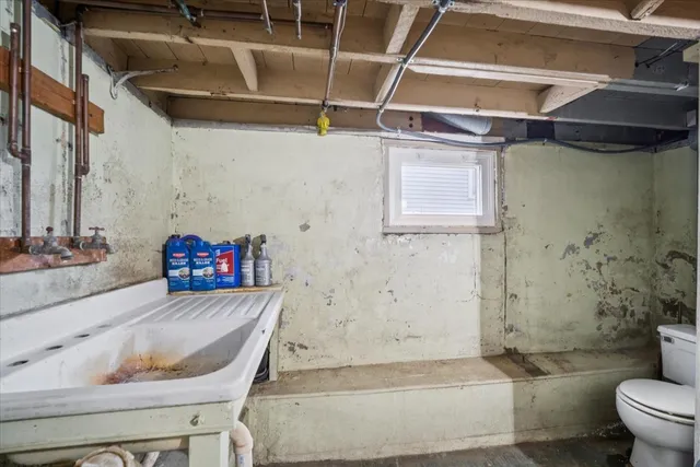 $229,500 | 128 North Hadsall Street, Genoa, IL 60135