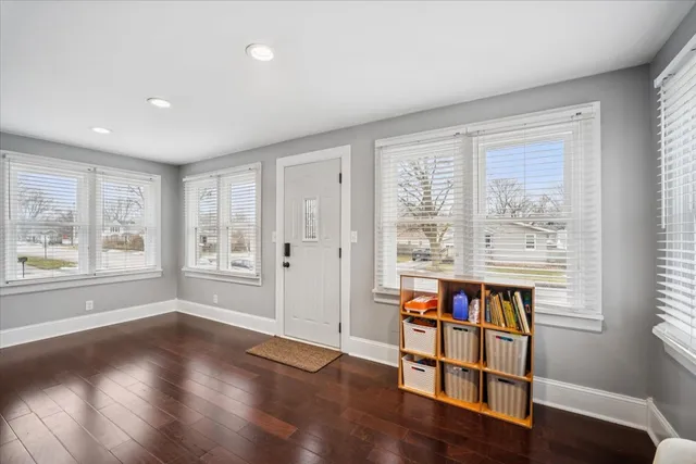 $229,500 | 128 North Hadsall Street, Genoa, IL 60135