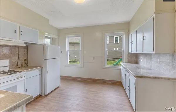 $1,700 | 1607 Burnet Avenue, Unit 1, Syracuse, NY 13206