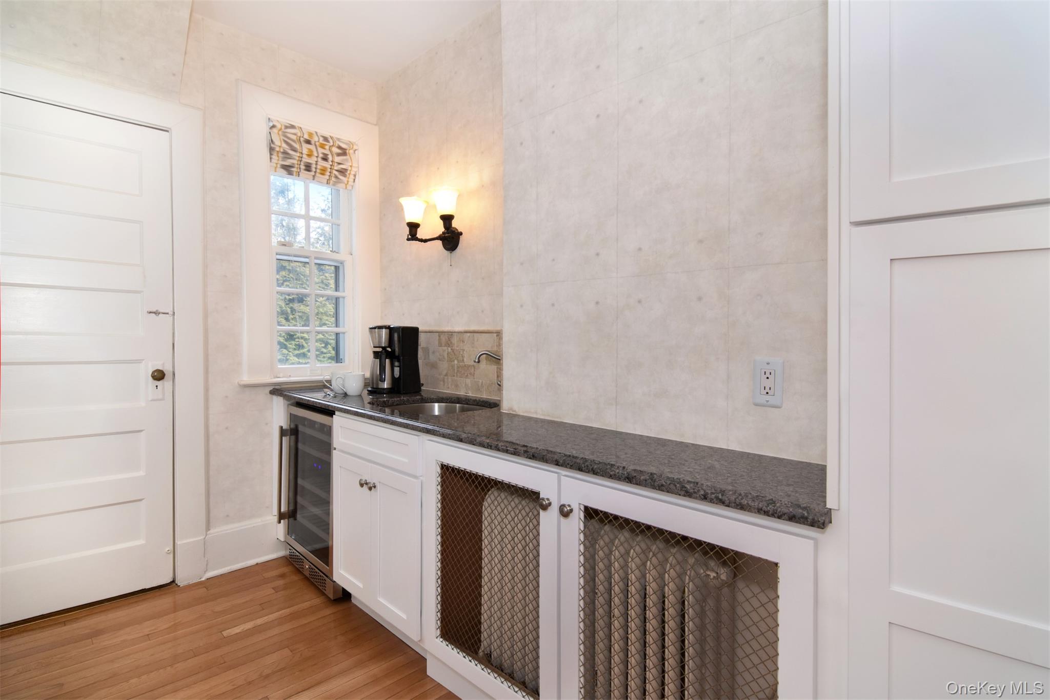 4610 Boston Post Road Pelham, NY 10803 - Photo 15 of 34