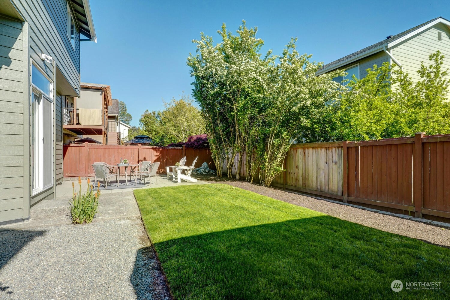 1332 237th Place Southwest Bothell, WA 98021 - Photo 28 of 29 a view of back yard of the house