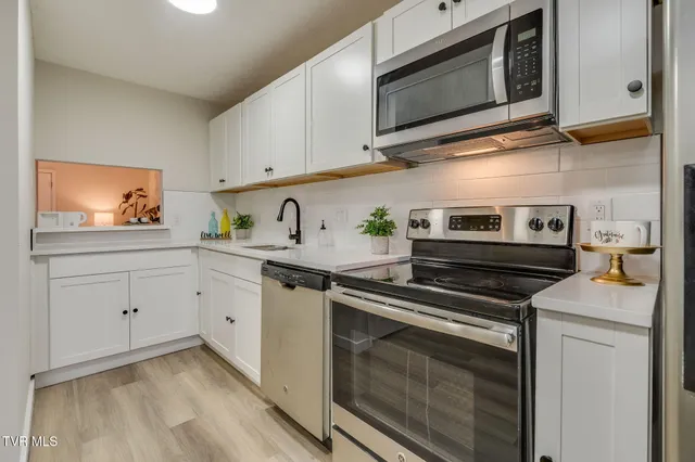 $199,999 | 807 Swadley Road, Unit 2, Johnson City, TN 37601