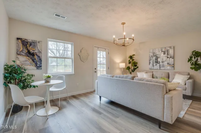 $199,999 | 807 Swadley Road, Unit 2, Johnson City, TN 37601