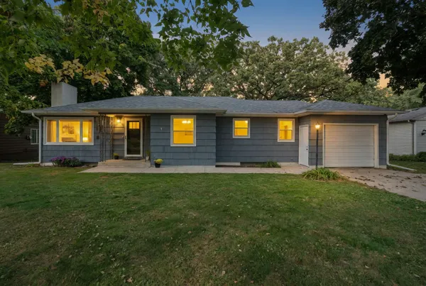 $200,000 | 120 Ridge Road, Albert Lea, MN 56007