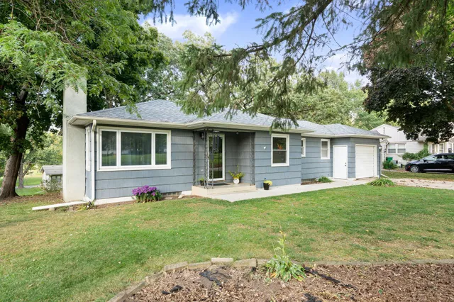 $209,900 | 120 Ridge Road, Albert Lea, MN 56007