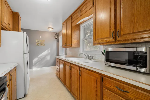 $209,900 | 120 Ridge Road, Albert Lea, MN 56007