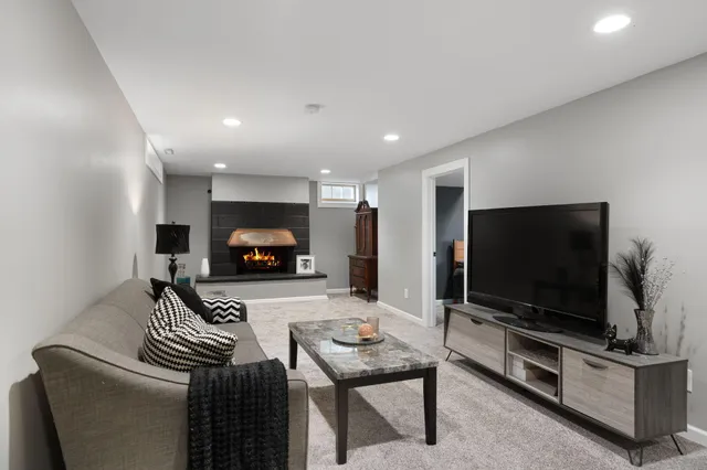 $209,900 | 120 Ridge Road, Albert Lea, MN 56007