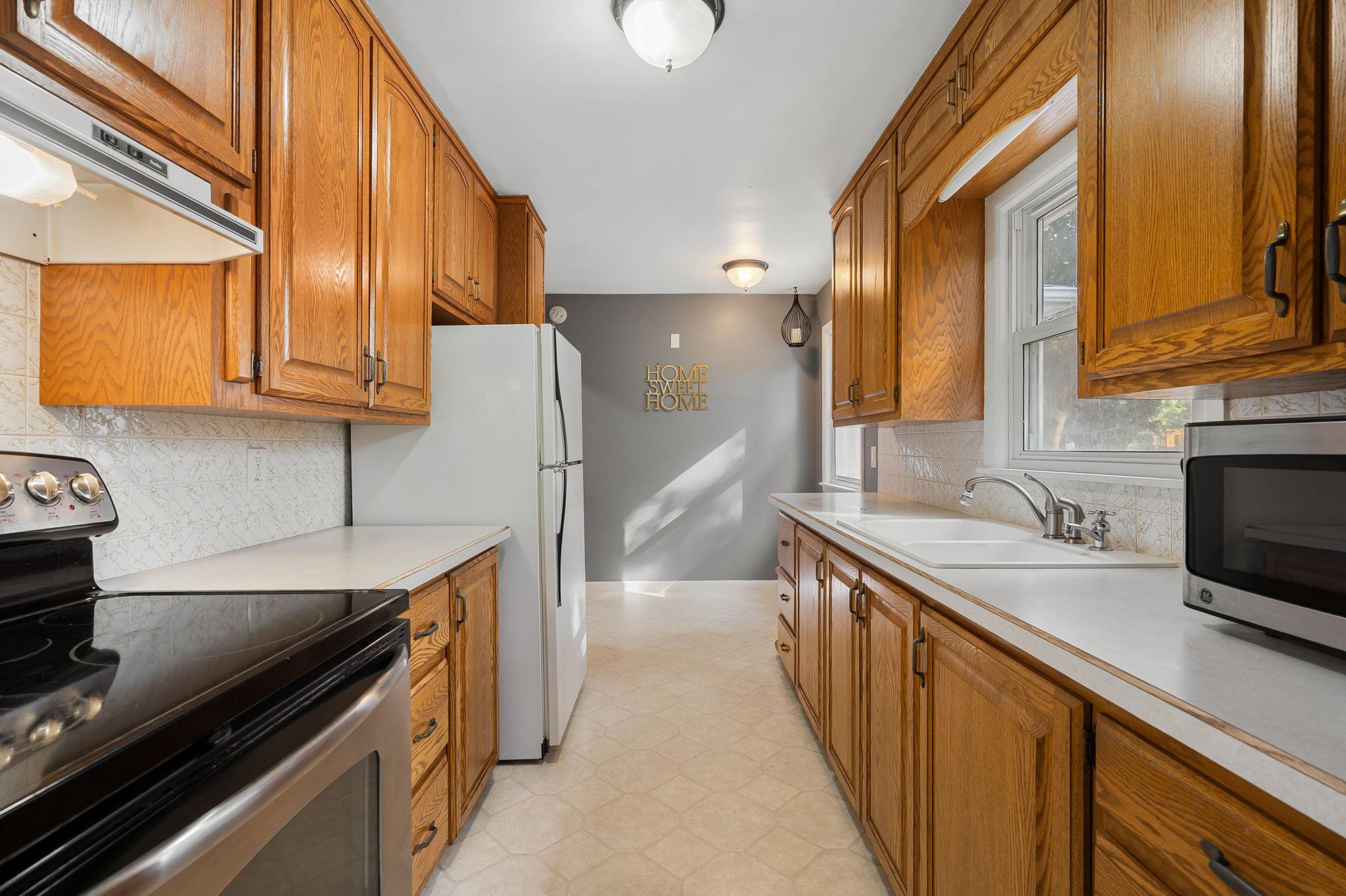 120 Ridge Road Albert Lea, MN 56007 - Photo 6 of 51