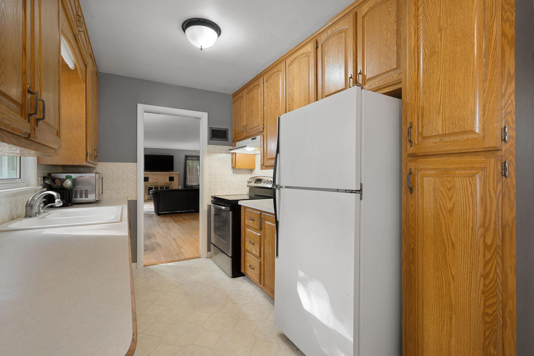 120 Ridge Road Albert Lea, MN 56007 - Photo 7 of 51