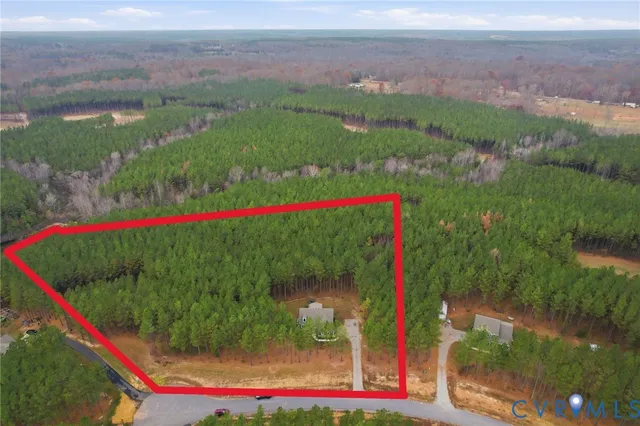 a view of a outdoor space