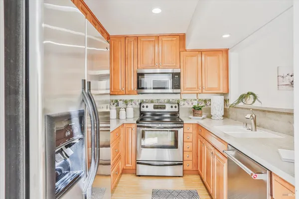$729,000 | 36 Fountain Grove Circle, Napa, CA 94558