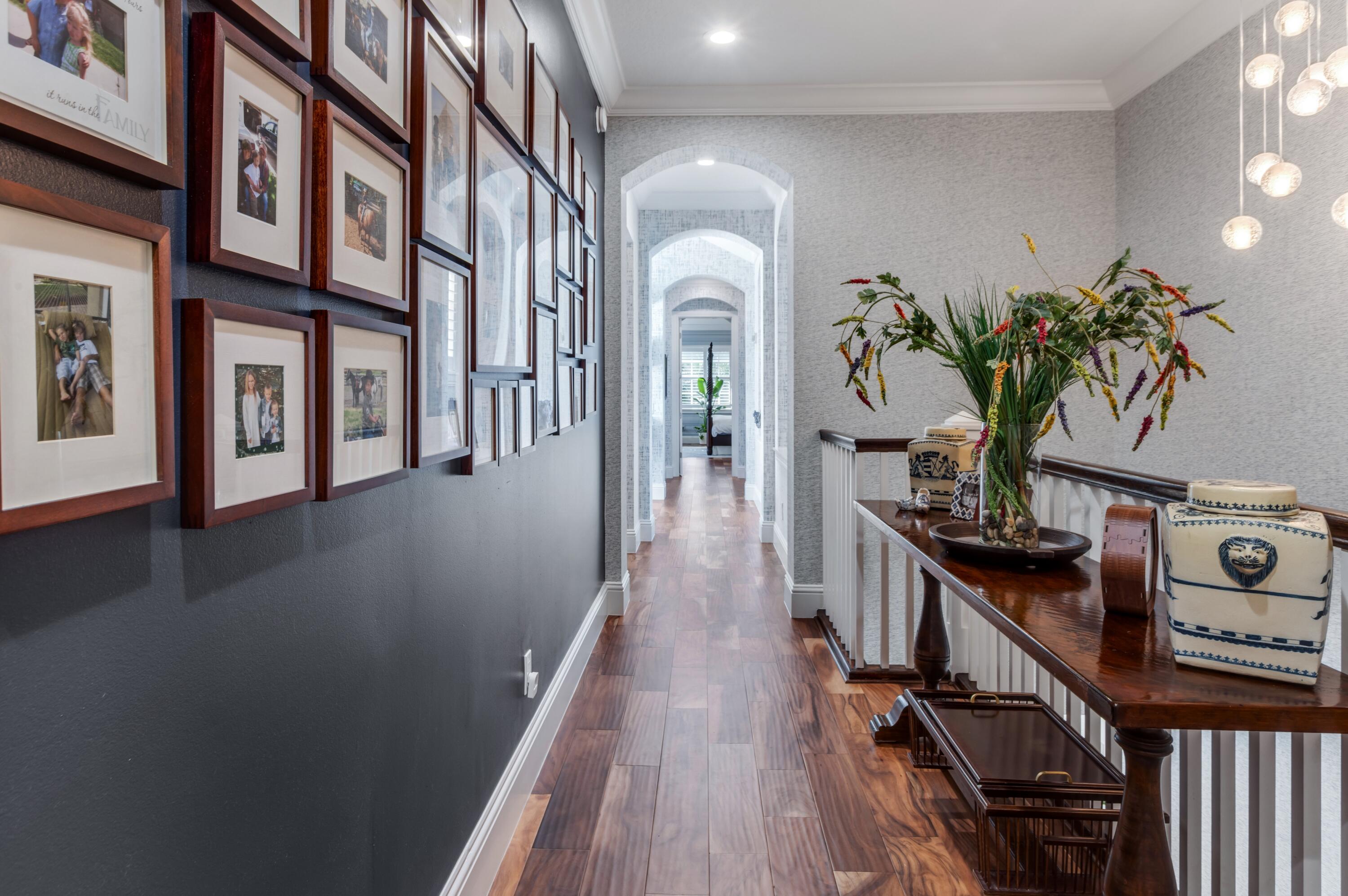 1028 Bay Street Delray Beach, FL 33483 - Photo 13 of 34 HALLWAY_STRAIGHT