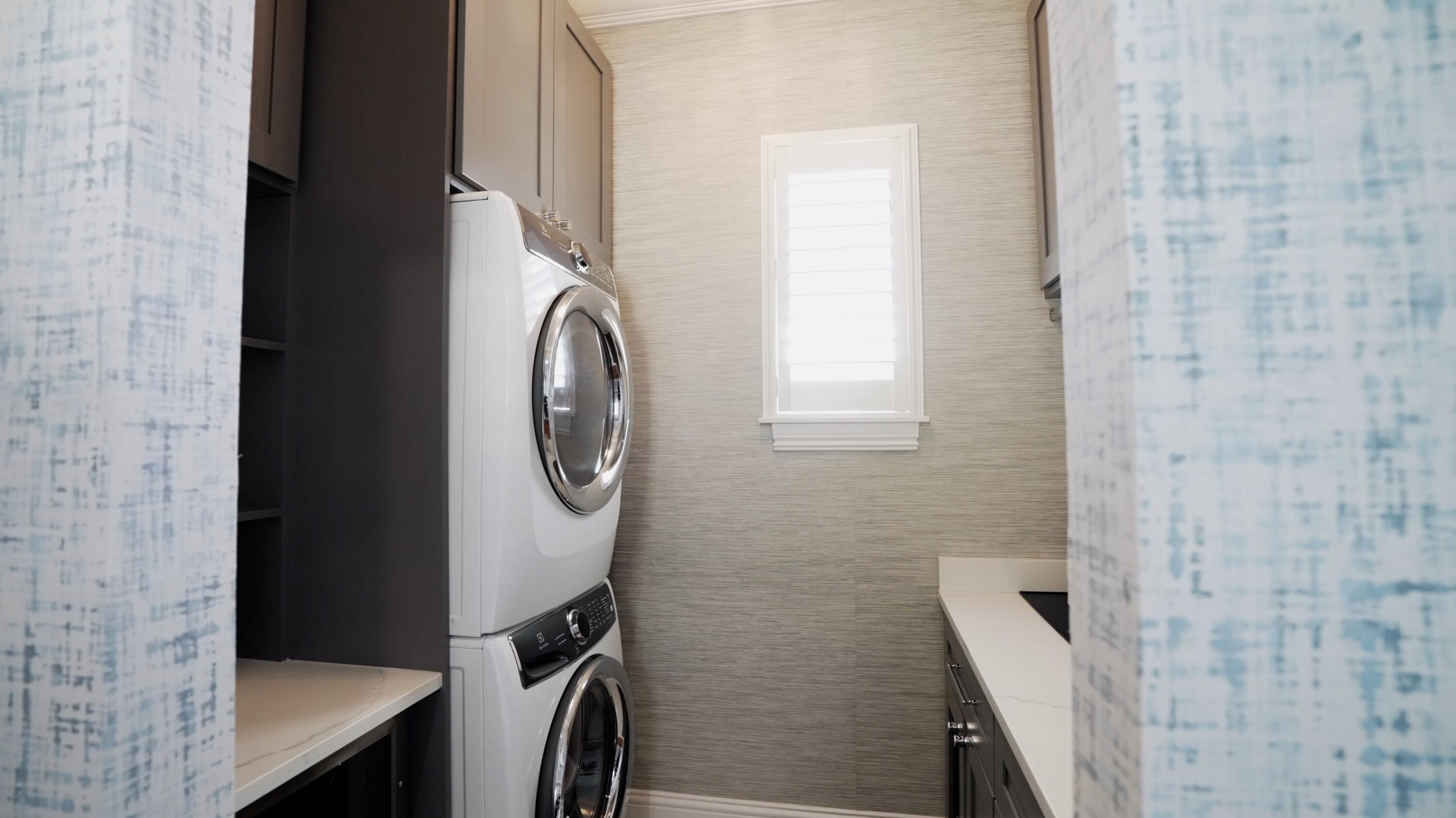 1028 Bay Street Delray Beach, FL 33483 - Photo 24 of 34 Launry Room