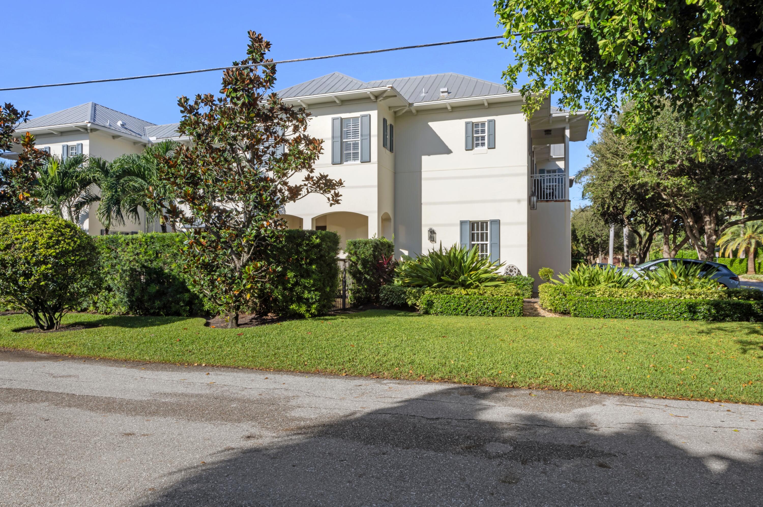 1028 Bay Street Delray Beach, FL 33483 - Photo 34 of 34 SIDE_OF_HOUSE_DETAIL