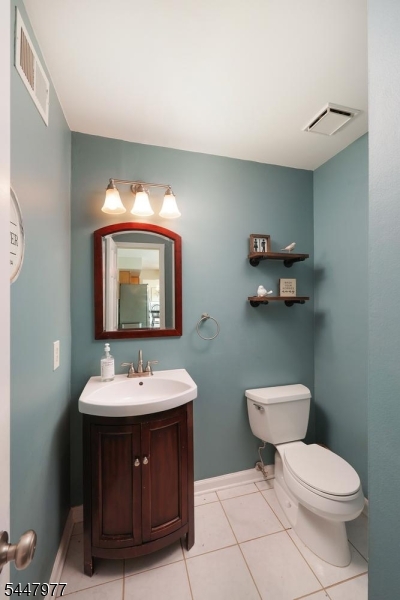 77 Rohill Road Hillsborough, NJ 08844 - Photo 22 of 39 Gallery Image 22