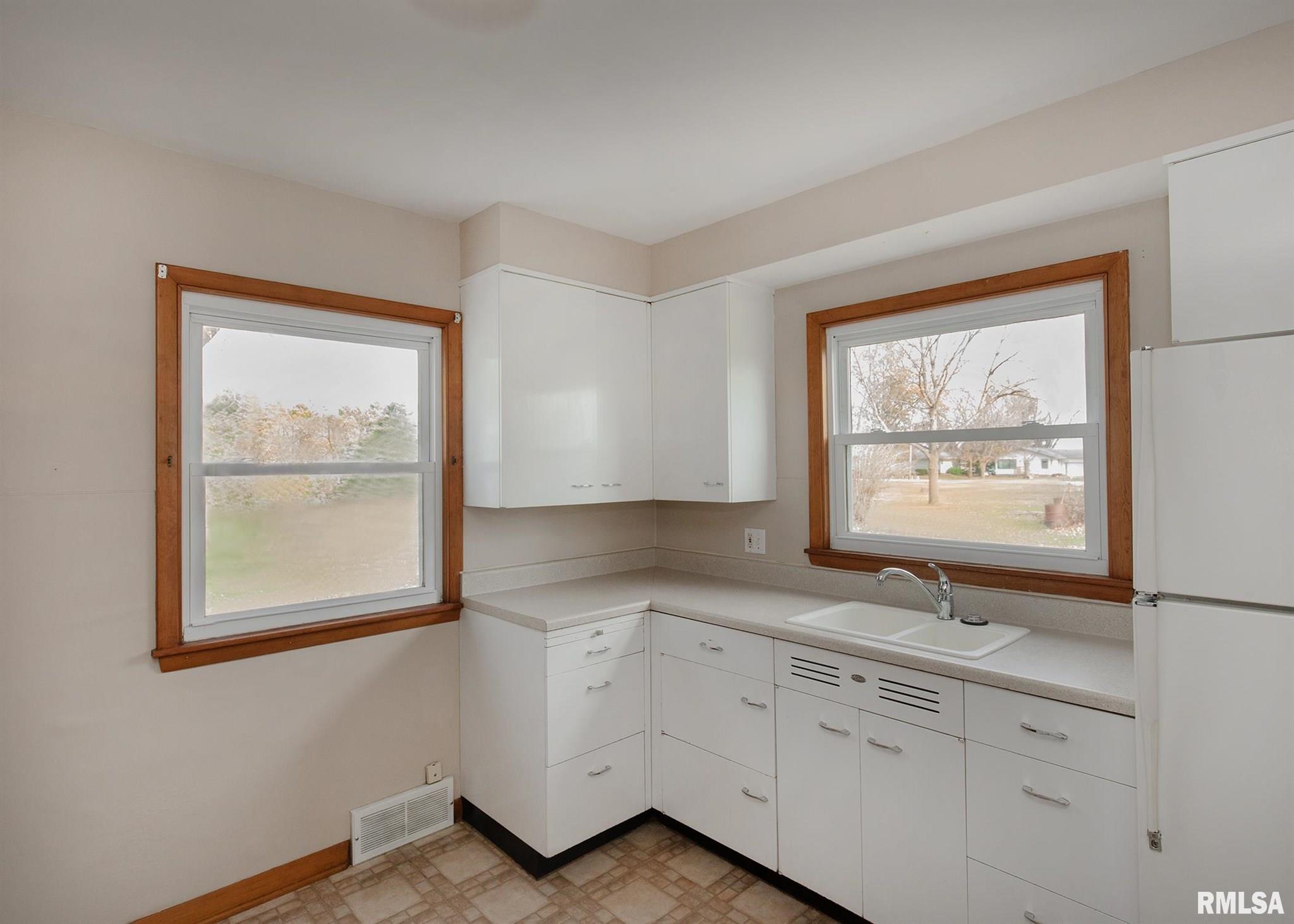 205 South Scandia Street Alpha, IL 61413 - Photo 21 of 27 Gallery Image 21