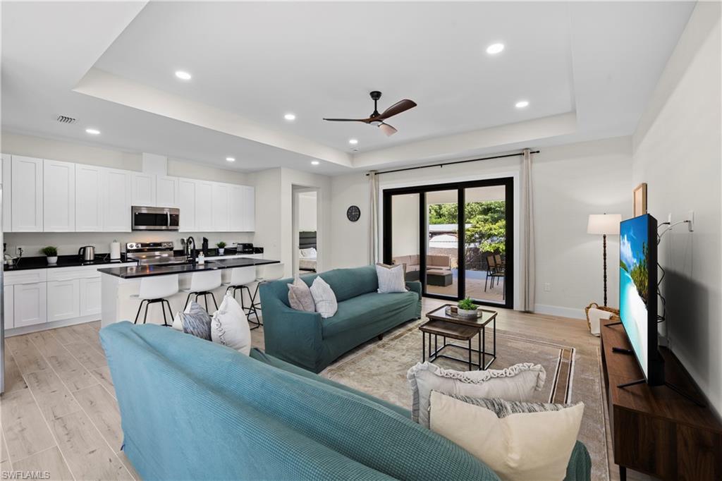 2547 Storter Avenue Naples, FL 34112 - Photo 9 of 29