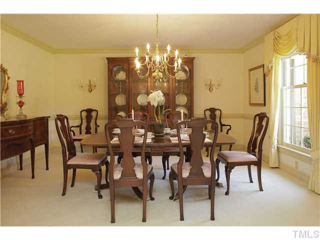 5704 Castlebrook Drive Raleigh, NC 27604 - Photo 5 of 25 Dining Room