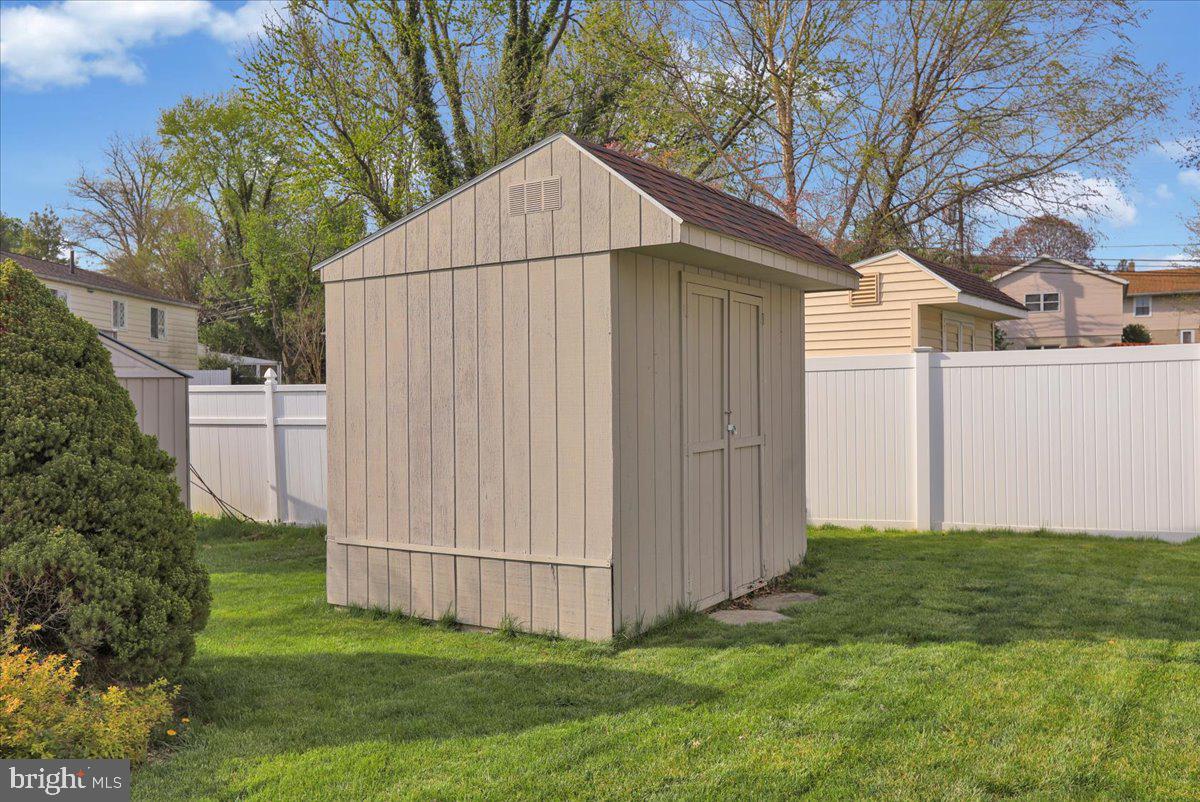 112 Brown Street Reading, PA 19606 - Photo 6 of 32 a house view with backyard space