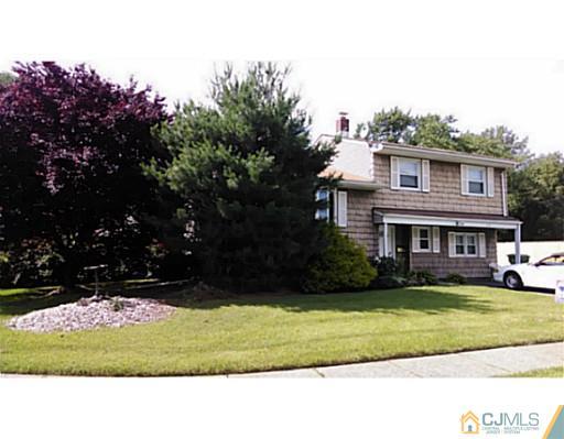 23 Brian Road Edison, NJ 08817 - Photo 2 of 14 Gallery Image 2