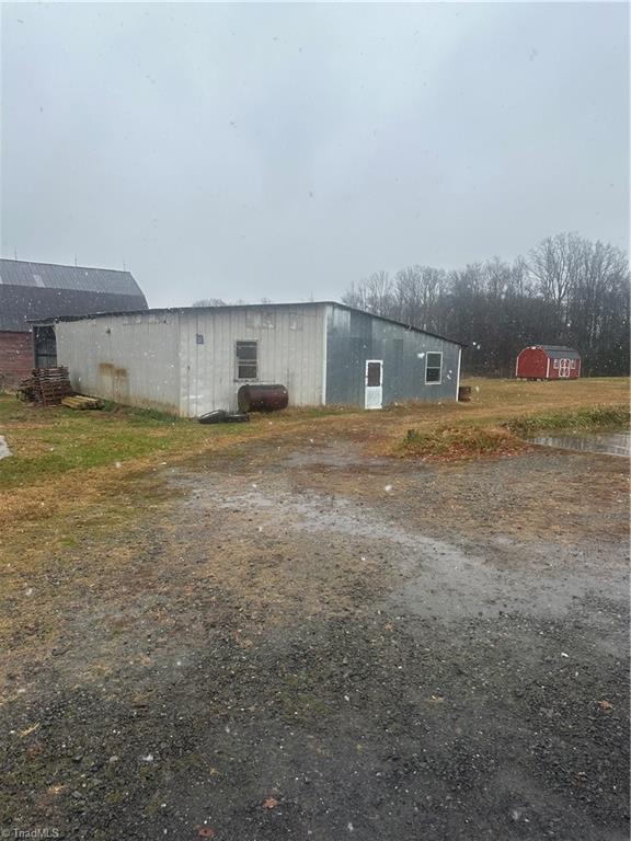 6600 Windsor Road Hamptonville, NC 27020 - Photo 13 of 17