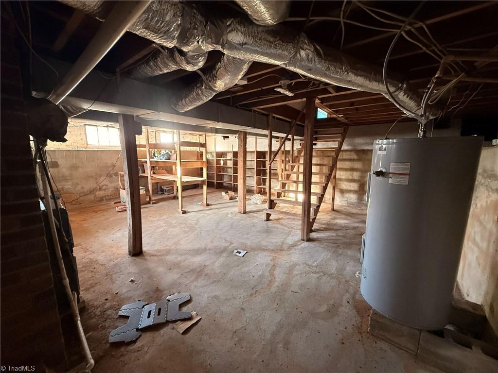 6600 Windsor Road Hamptonville, NC 27020 - Photo 25 of 35 Basement