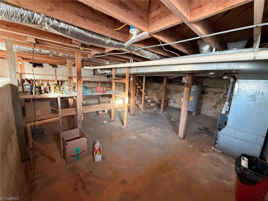 6600 Windsor Road Hamptonville, NC 27020 - Photo 26 of 35 Basement