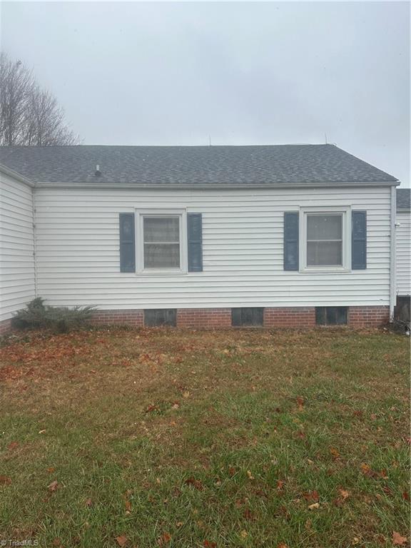 6600 Windsor Road Hamptonville, NC 27020 - Photo 3 of 17