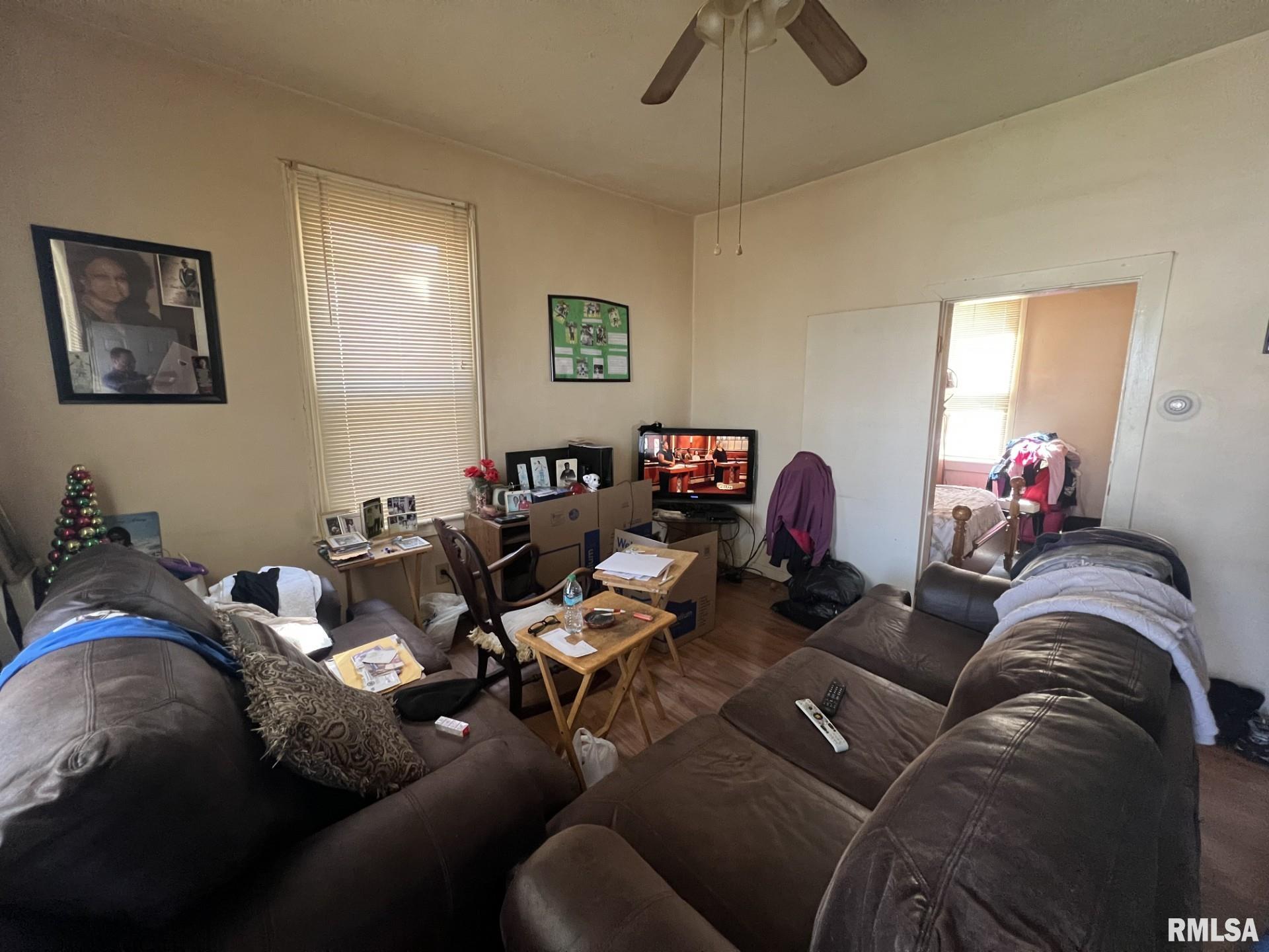 1112 North Grand Avenue East Springfield, IL 62702 - Photo 2 of 8