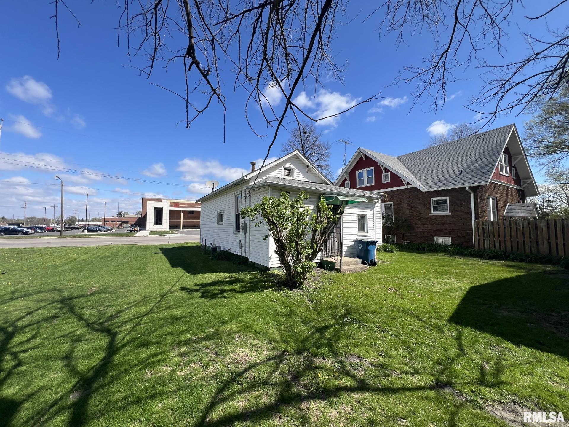 1112 North Grand Avenue East Springfield, IL 62702 - Photo 8 of 8