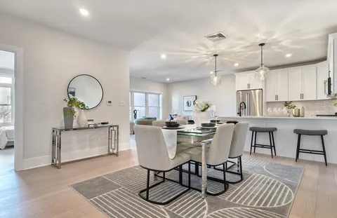 $889,900 | 62 Foundry Street, Unit 410, Wakefield, MA 01880