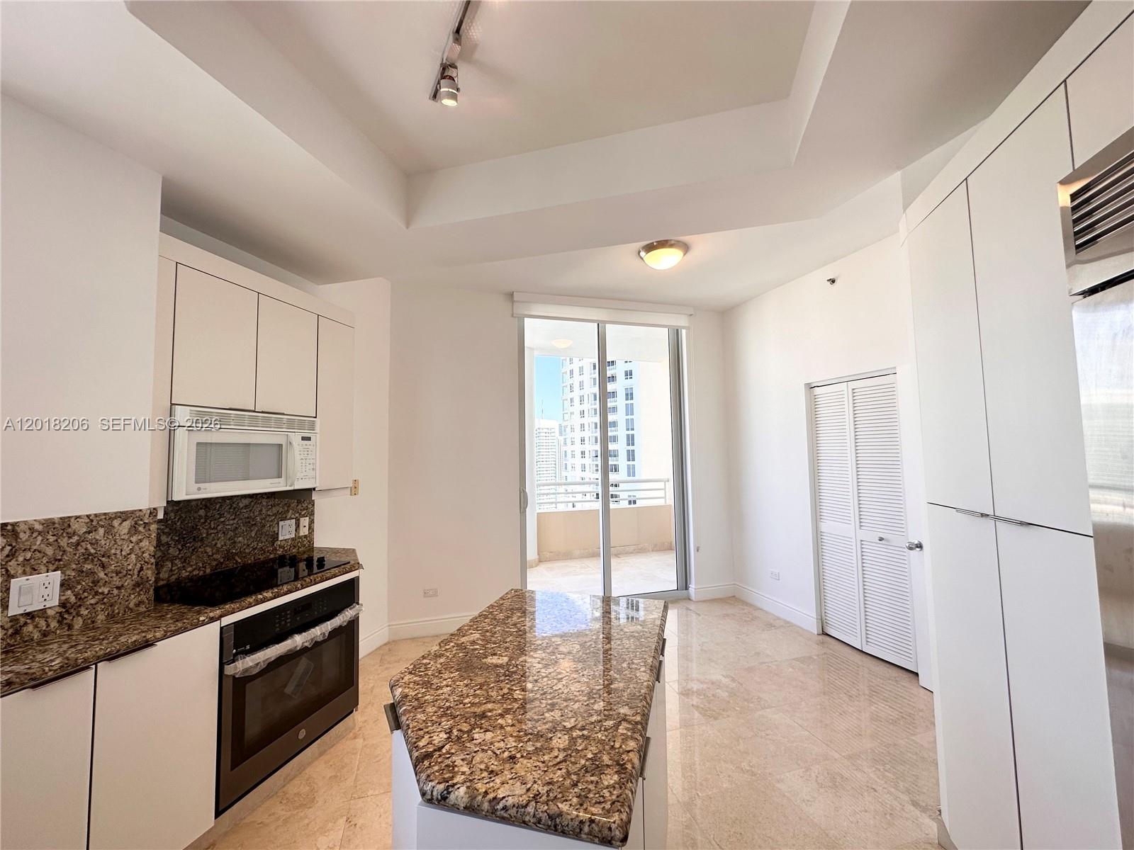 808 Brickell Key Drive, Unit 3608 Miami, FL 33131 - Photo 15 of 32