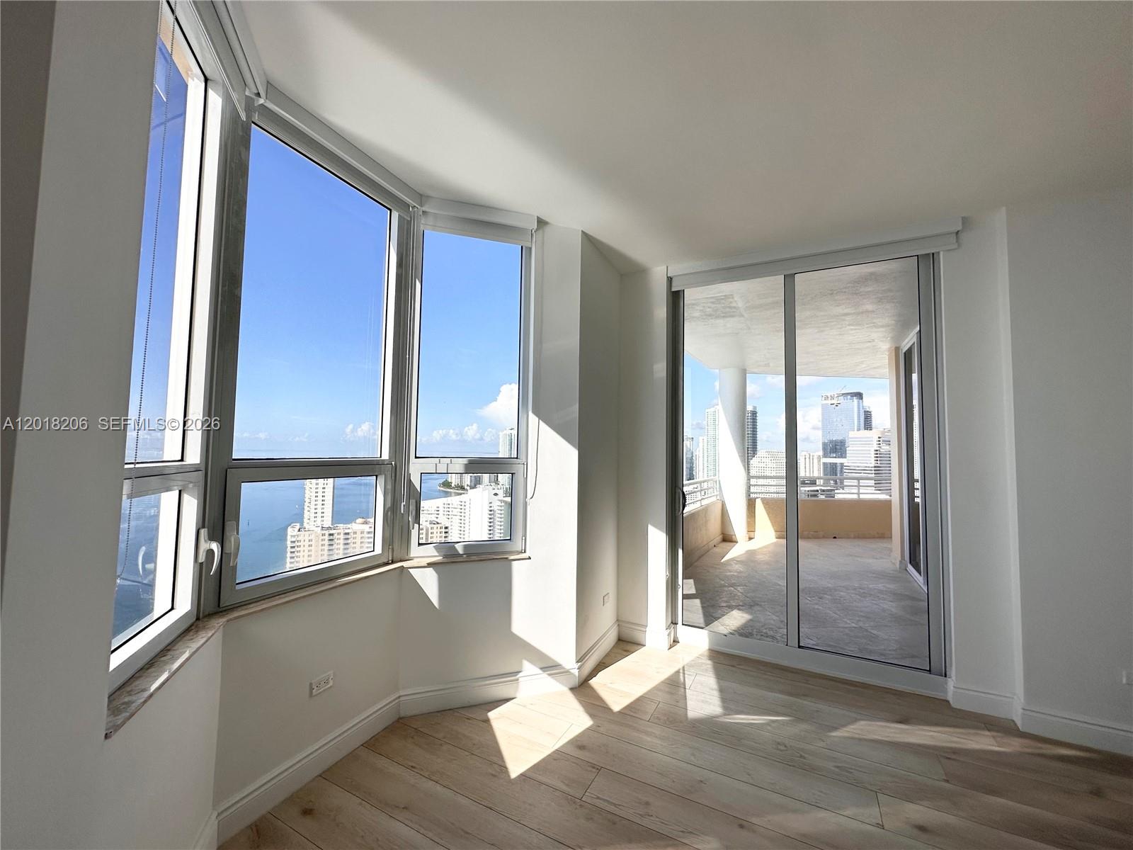 808 Brickell Key Drive, Unit 3608 Miami, FL 33131 - Photo 20 of 32