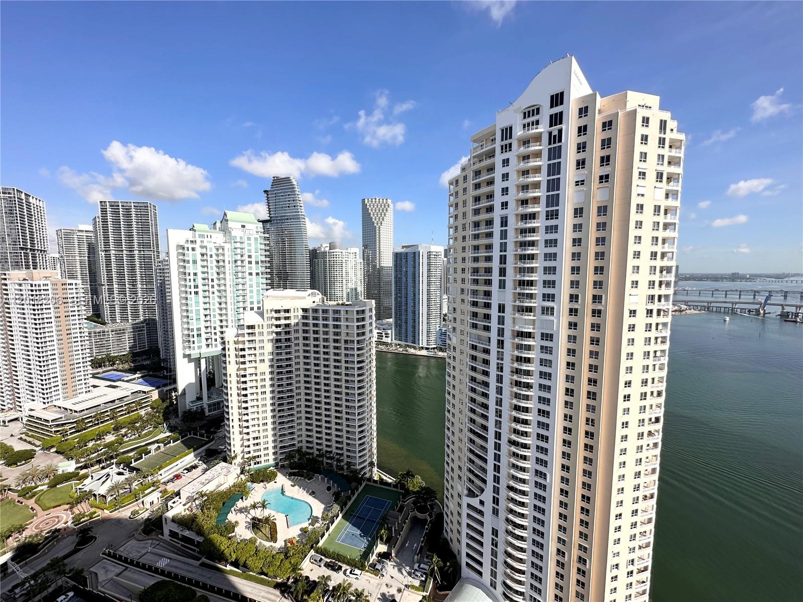 808 Brickell Key Drive, Unit 3608 Miami, FL 33131 - Photo 25 of 32