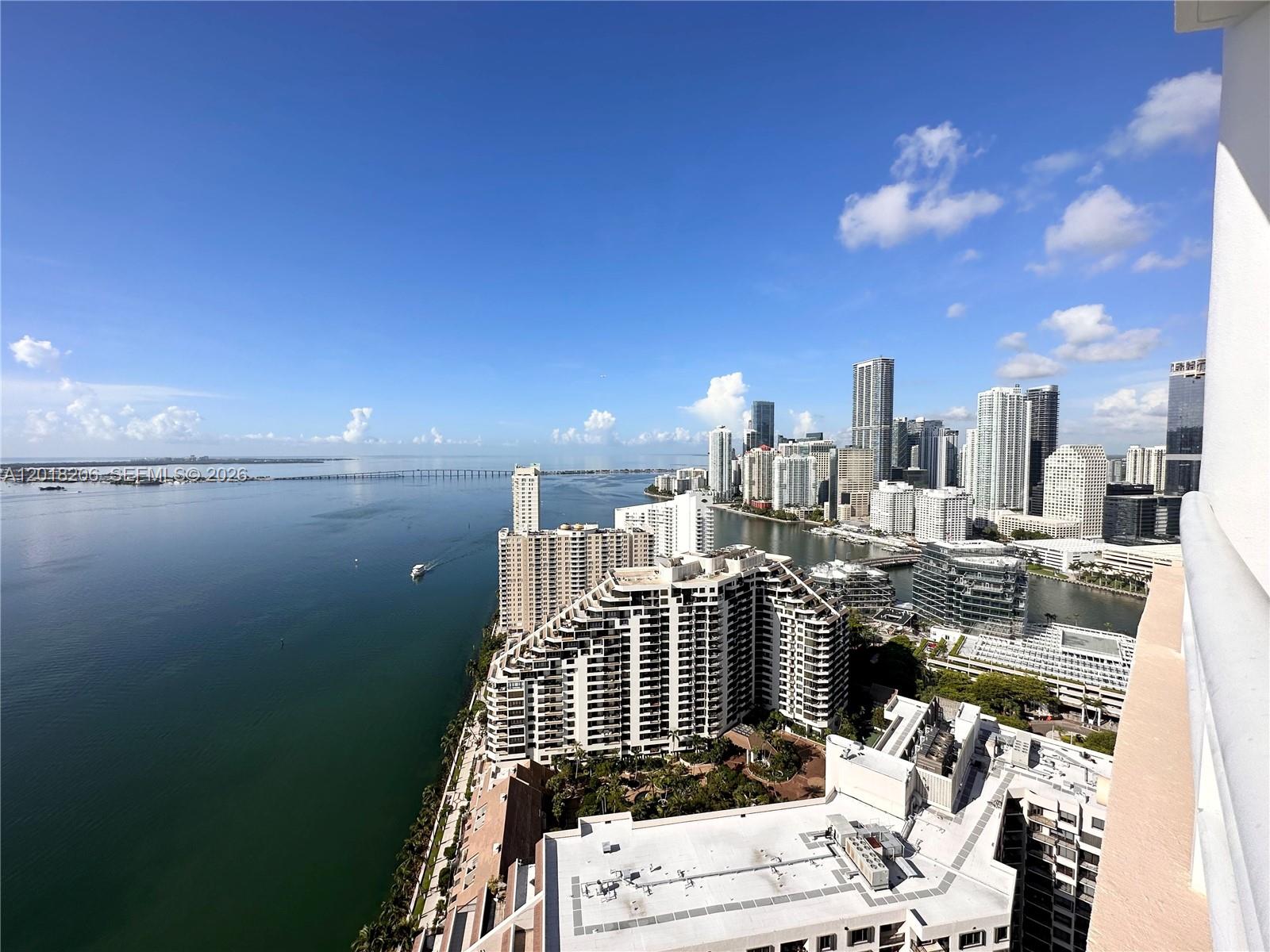808 Brickell Key Drive, Unit 3608 Miami, FL 33131 - Photo 4 of 32