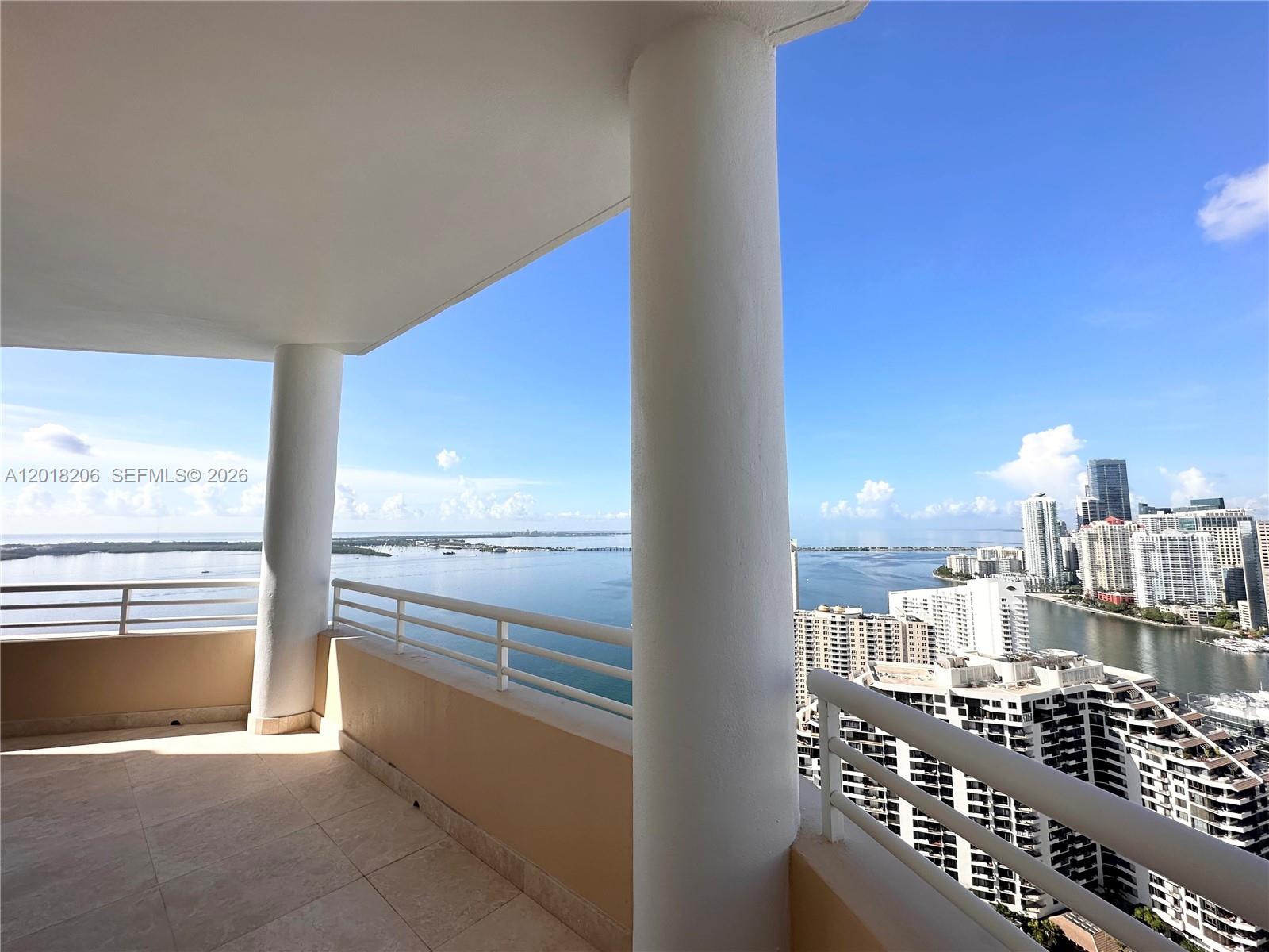 808 Brickell Key Drive, Unit 3608 Miami, FL 33131 - Photo 6 of 32